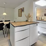Vakantiehuis Eliene - 500m From The Sea By Interhome *