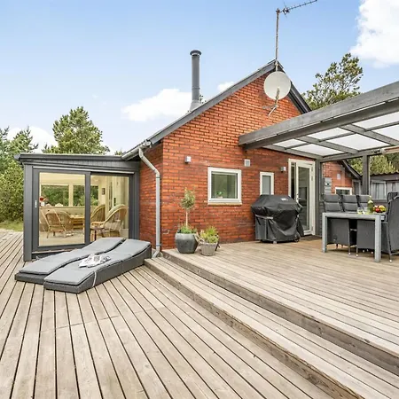 Eliene - 500m From The Sea In Western Jutland By Interhome