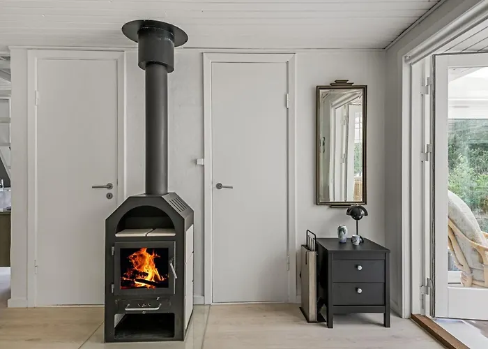 Holiday home Eliene - 500m From The Sea By Interhome *